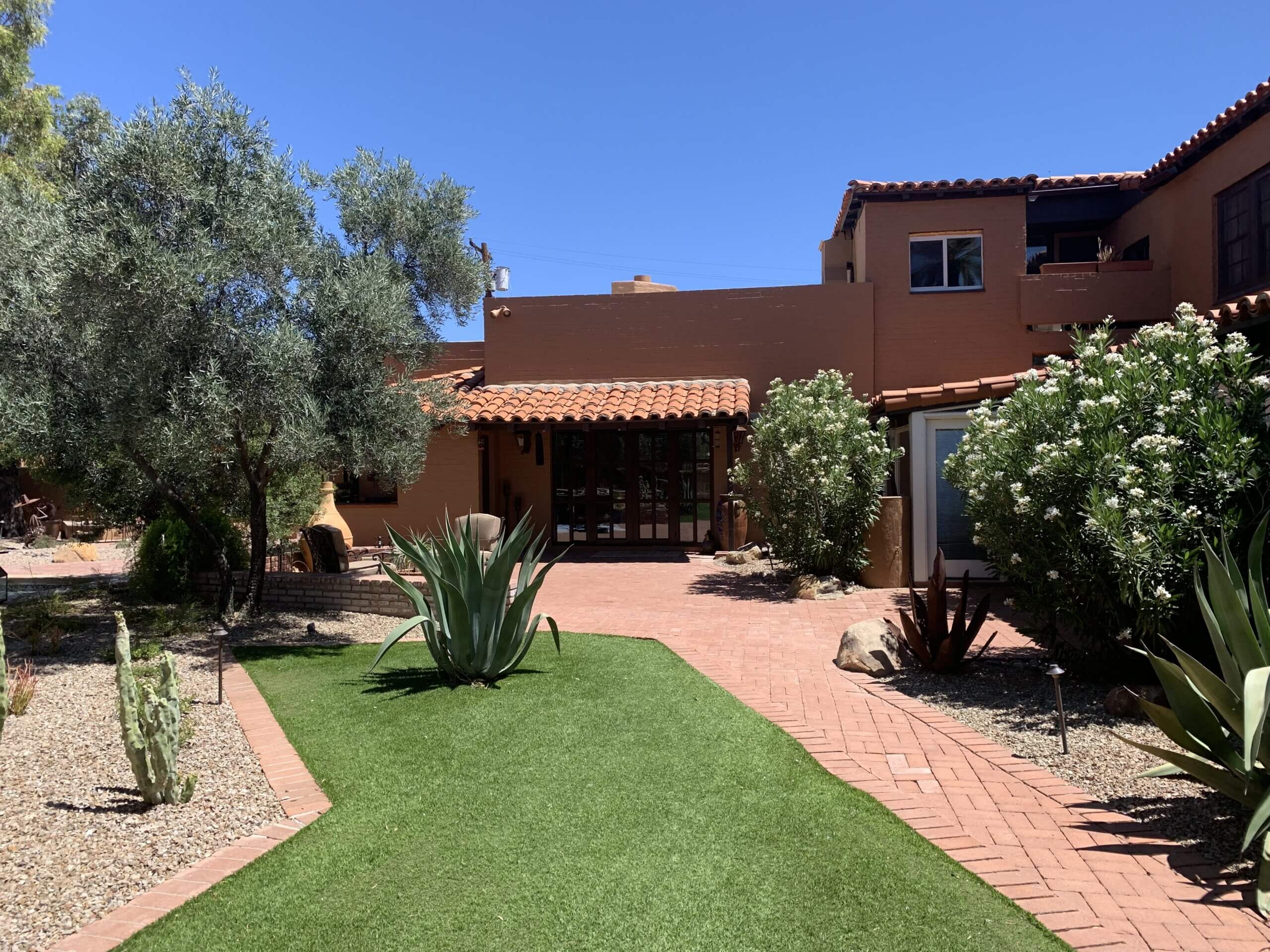 8 Ways an Outdated Landscape Impacts Your Home